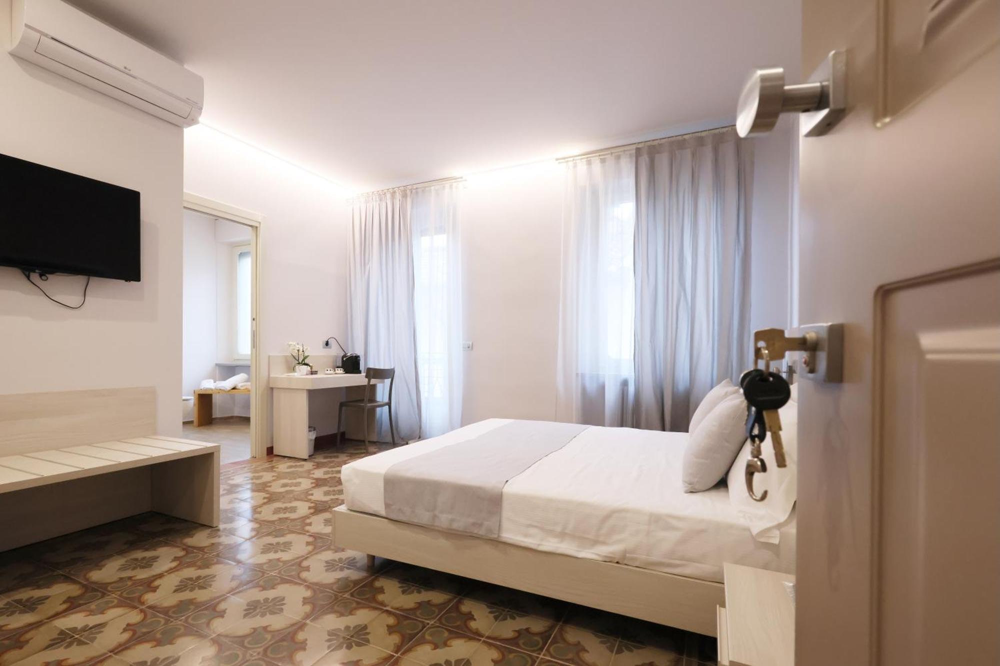 Palazzo Belli Bed and Breakfast Alba  Eksteriør billede