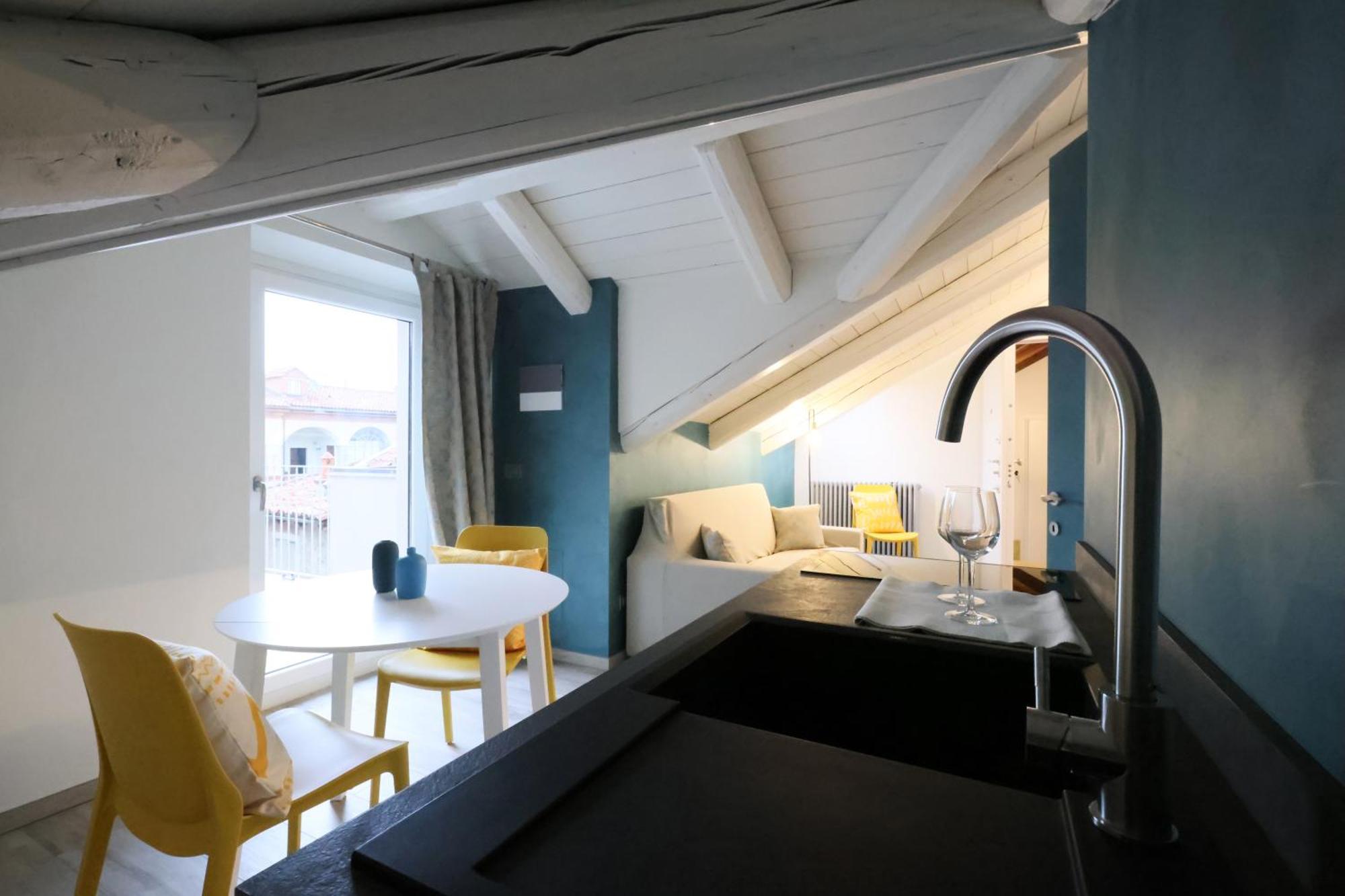 Palazzo Belli Bed and Breakfast Alba  Eksteriør billede